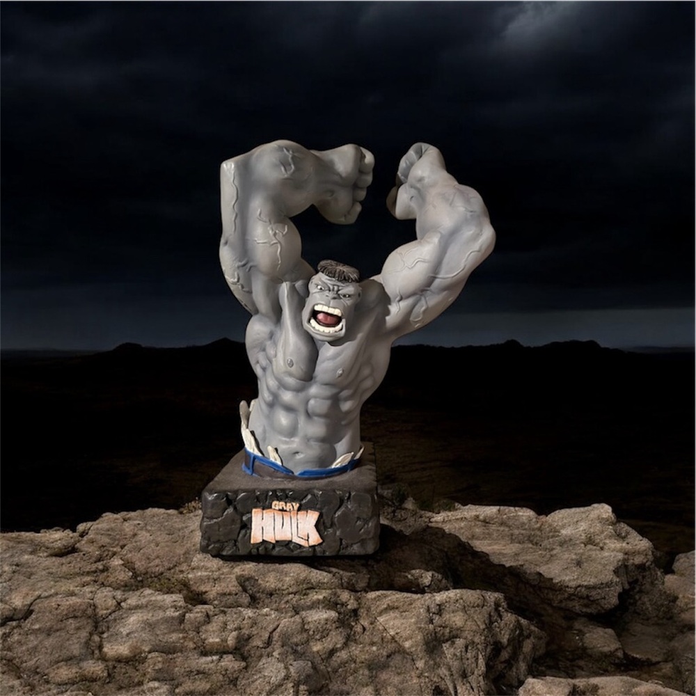 Marvel Grey Hulk Statue Dynamic Forces Limited Edition (1024 of 1963)